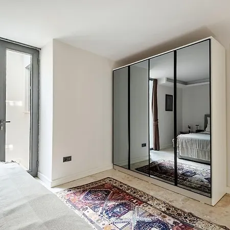 Luxury 4br Yalikavak With Private Pool Garden Вилла Бодрум