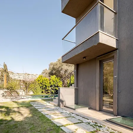 Luxury 4br Yalikavak With Private Pool Garden * Bodrum