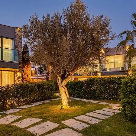 Luxury 4br Yalikavak With Private Pool Garden * Bodrum
