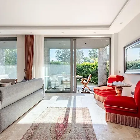 Luxury 4br Yalikavak With Private Pool Garden