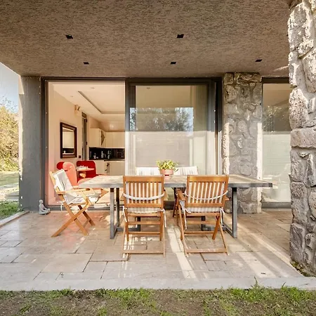 Luxury 4br Yalikavak With Private Pool Garden Bodrum